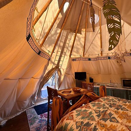 Bandera Stronghold - Cochise Tipi Ngoại thất bức ảnh